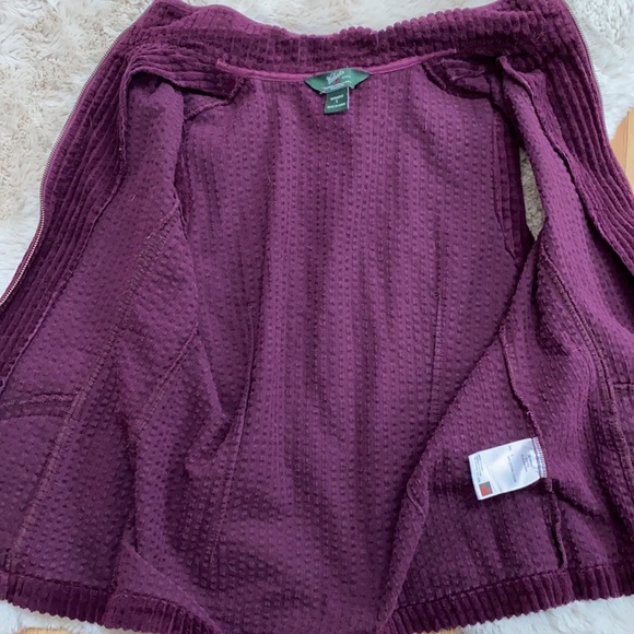 Woolrich Women’s Kinsdale Corduroy Vest in Blackberry/Purple - size small - Picture 9 of 11